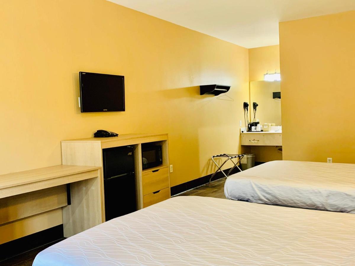 Weston Inn & Suites Rusk Eksteriør bilde